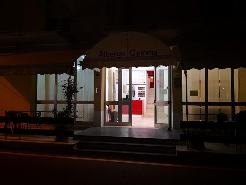 Hotel Gemma ريميني المظهر الخارجي الصورة