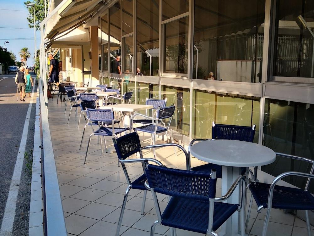 Hotel Gemma ريميني المظهر الخارجي الصورة