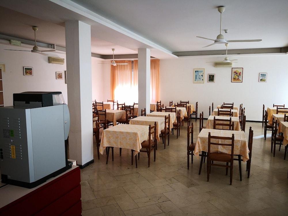 Hotel Gemma ريميني المظهر الخارجي الصورة